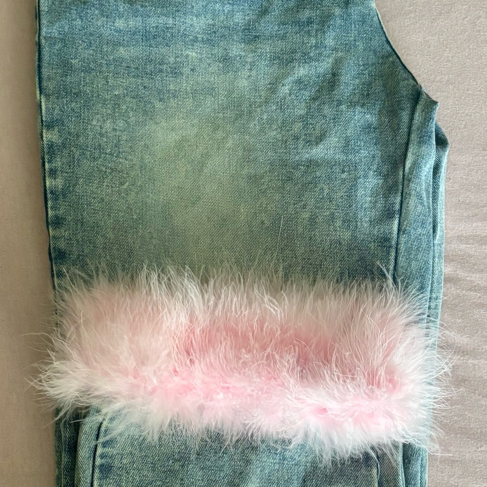 Pretty Garbage Jeans - Picture 2 of 3